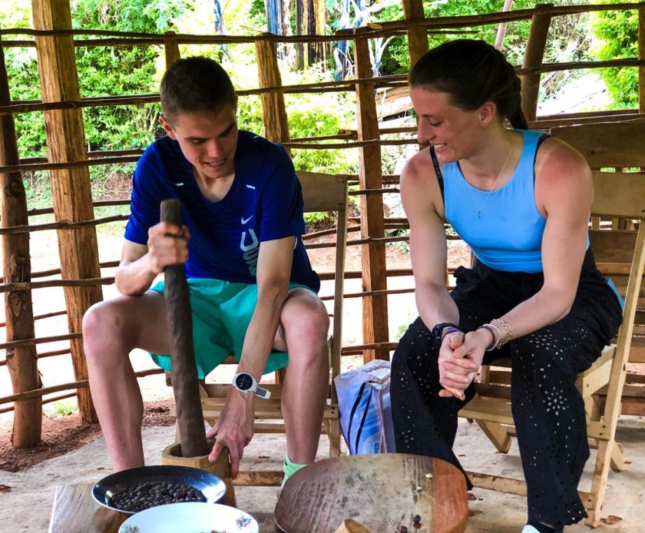 how-coffee-is-made-pounding-sipi-arabica
