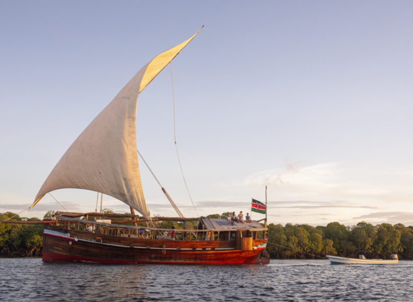 tusitiri dhow