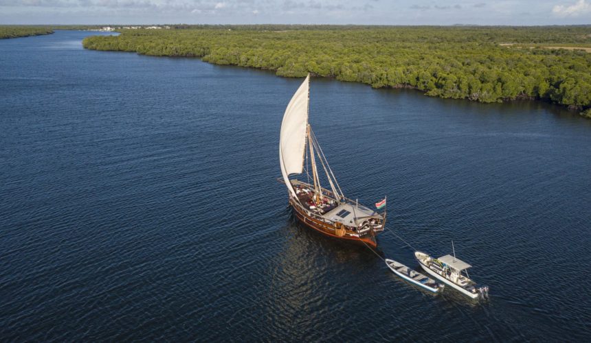 tusitiri_in_lamu_channel1-Tusitiri-Dhow-Lamu-Kenya-1920x1080